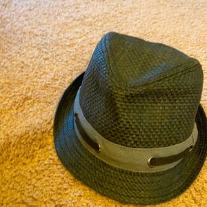 Gray and black dress fendora